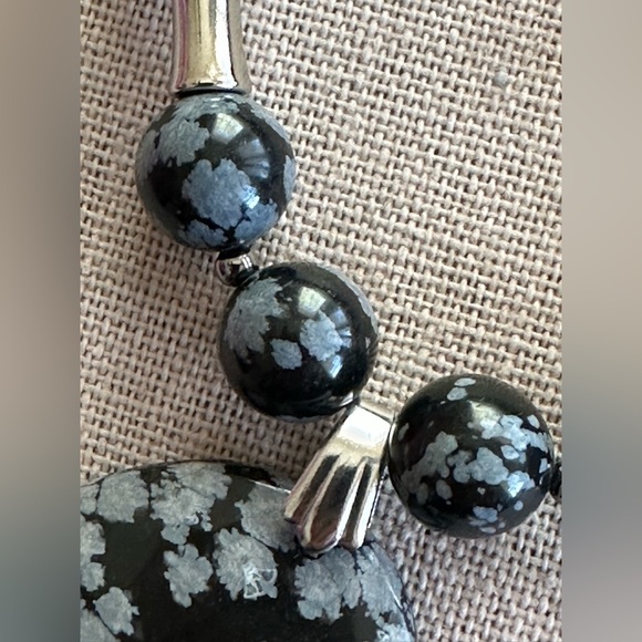 22-1/2 inch Snowflake Obsidian Gemstone bead necklace NWOT - Picture 4 of 10